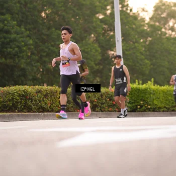 Runner Photo 6316665