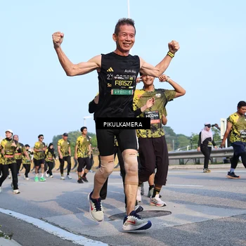 Runner Photo 6316713
