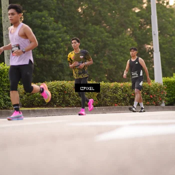 Runner Photo 6316752