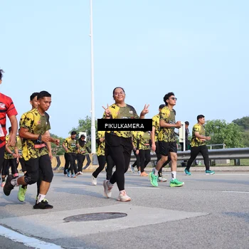 Runner Photo 6316905