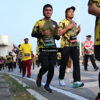 Runner Photo 6317038