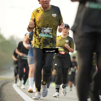 Runner Photo 6317062