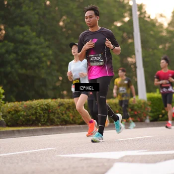 Runner Photo 6317088