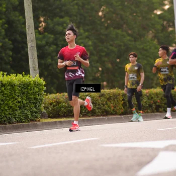 Runner Photo 6317107
