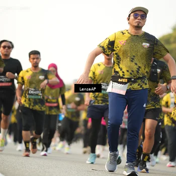 Runner Photo 6317122