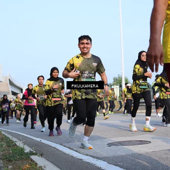 Runner Photo 6317136