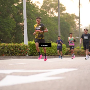 Runner Photo 6317147