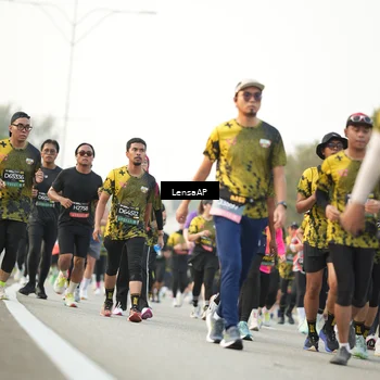 Runner Photo 6317157