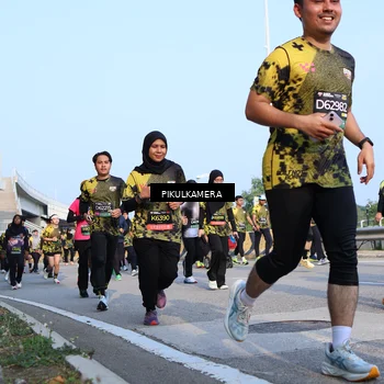 Runner Photo 6317174