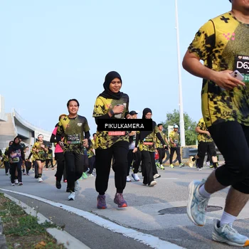 Runner Photo 6317175