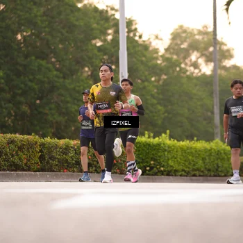 Runner Photo 6317184