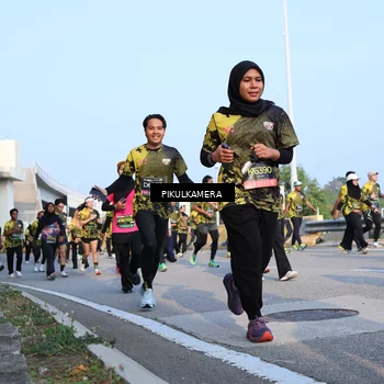 Runner Photo 6317192