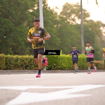 Runner Photo 6317206