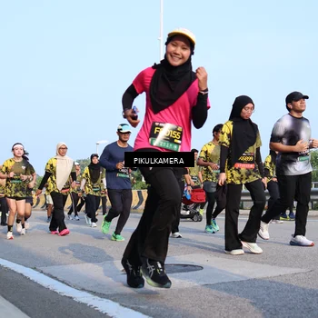 Runner Photo 6317246