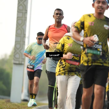 Runner Photo 6317254