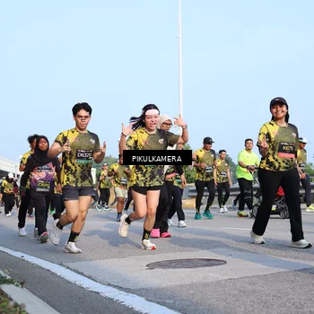 Runner Photo 6317260