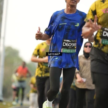 Runner Photo 6317298