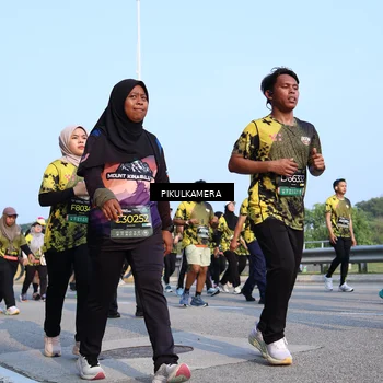 Runner Photo 6317350