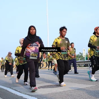 Runner Photo 6317356
