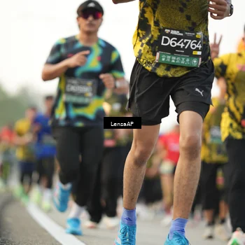 Runner Photo 6317364