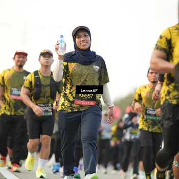 Runner Photo 6317429