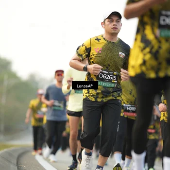 Runner Photo 6317505