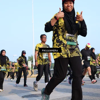 Runner Photo 6317525
