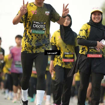 Runner Photo 6317530