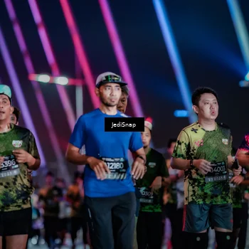 Runner Photo 6317572