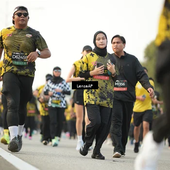 Runner Photo 6317674