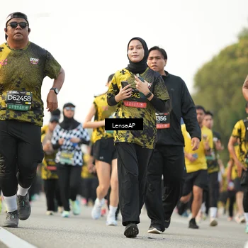 Runner Photo 6317675