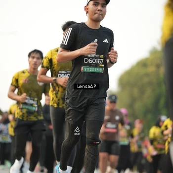 Runner Photo 6317699