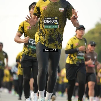 Runner Photo 6317704