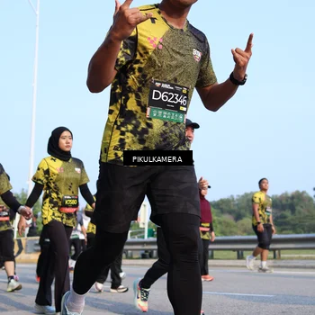 Runner Photo 6317726