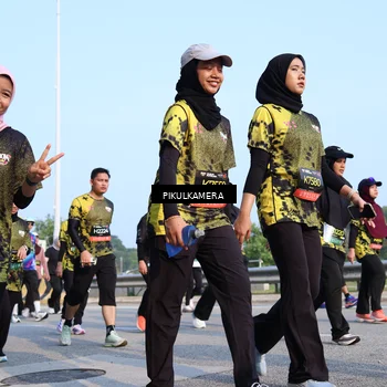 Runner Photo 6317789