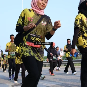 Runner Photo 6317866