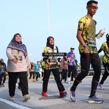 Runner Photo 6317875