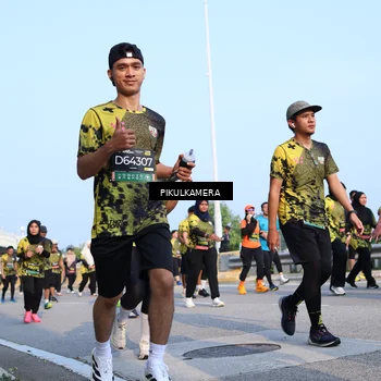 Runner Photo 6317924