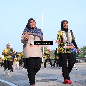 Runner Photo 6317934