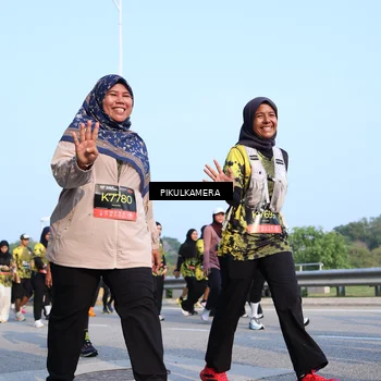 Runner Photo 6317945