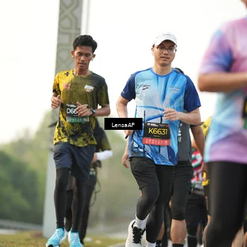 Runner Photo 6317973