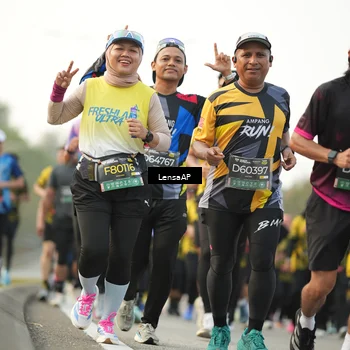Runner Photo 6317990