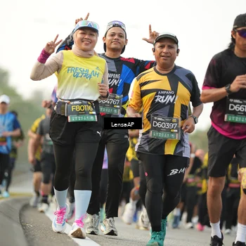 Runner Photo 6318001