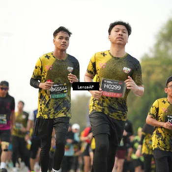 Runner Photo 6318031