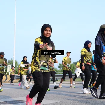Runner Photo 6318039