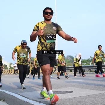 Runner Photo 6318133