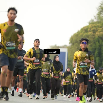 Runner Photo 6318201