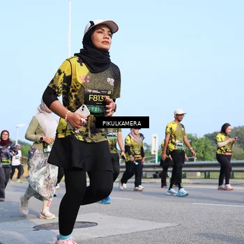 Runner Photo 6318228