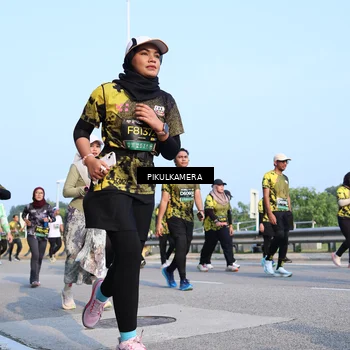 Runner Photo 6318262