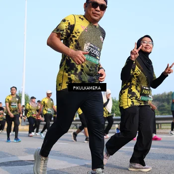 Runner Photo 6318266